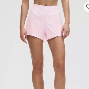 NWT Lululemon Hotty Hot 4”